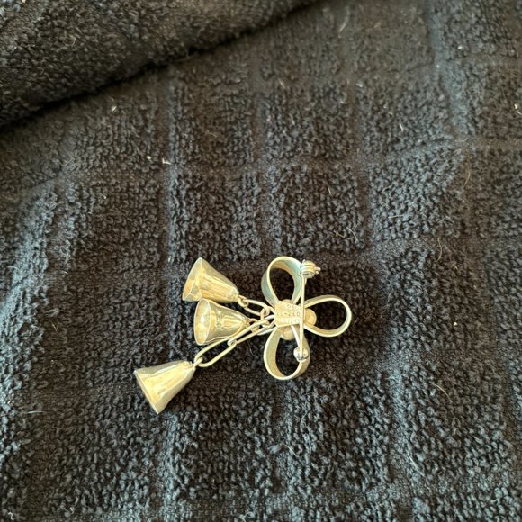 Sterling Silver Pin - Picture 5 of 9